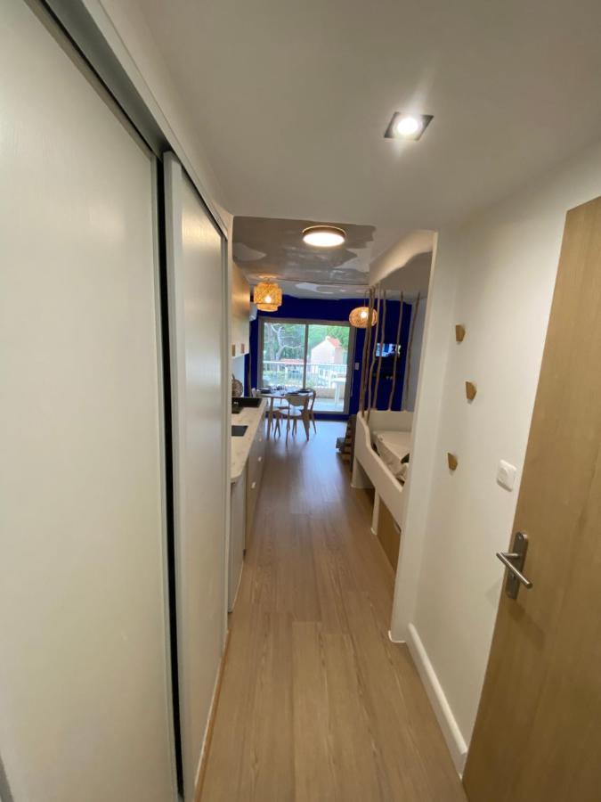 Santorini Hyerois Apartment Hyeres Bagian luar foto